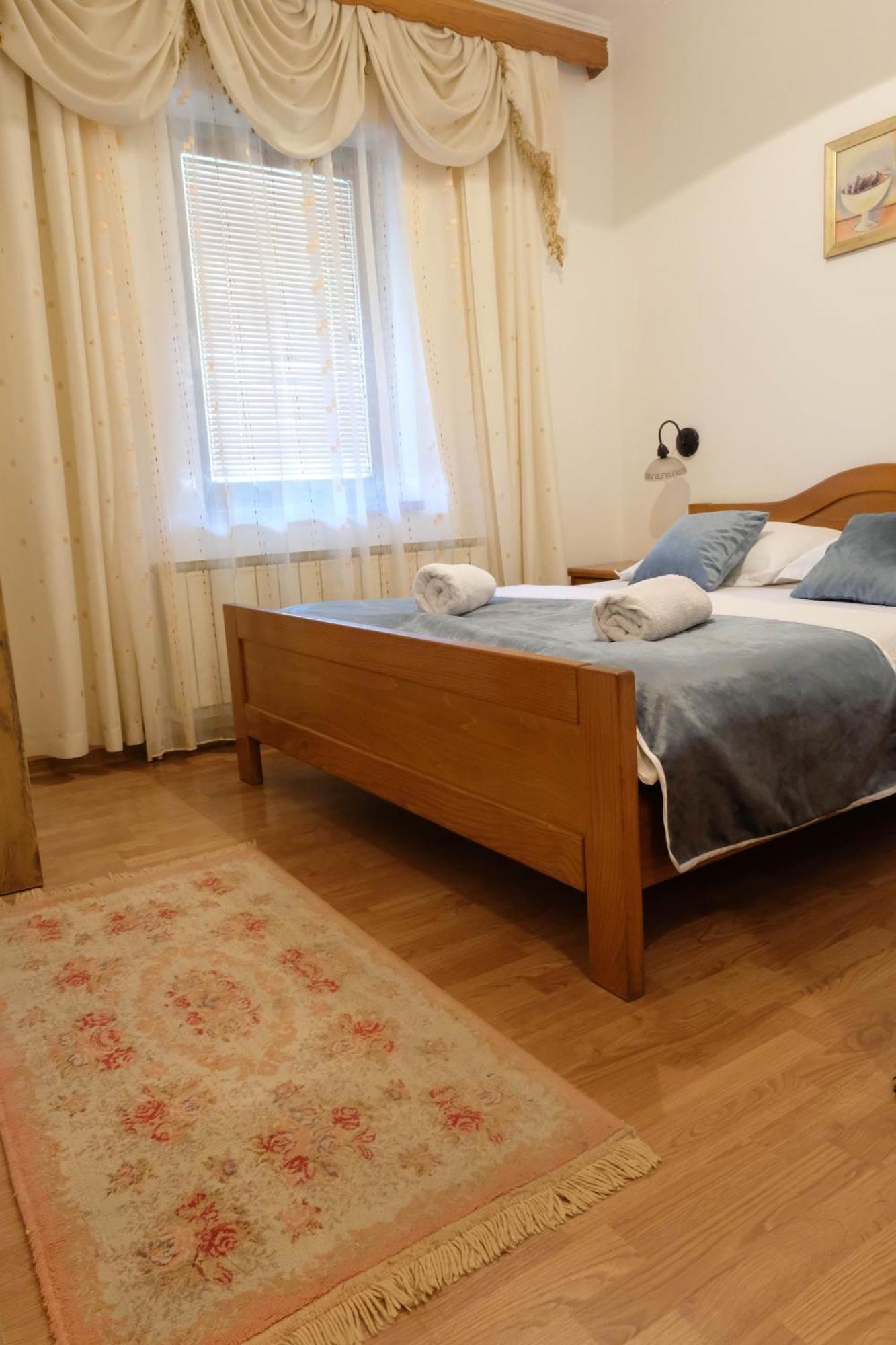 サラエヴォ ベッド＆ブレックファースト ビエクニカ Bed & Breakfast エクステリア 写真