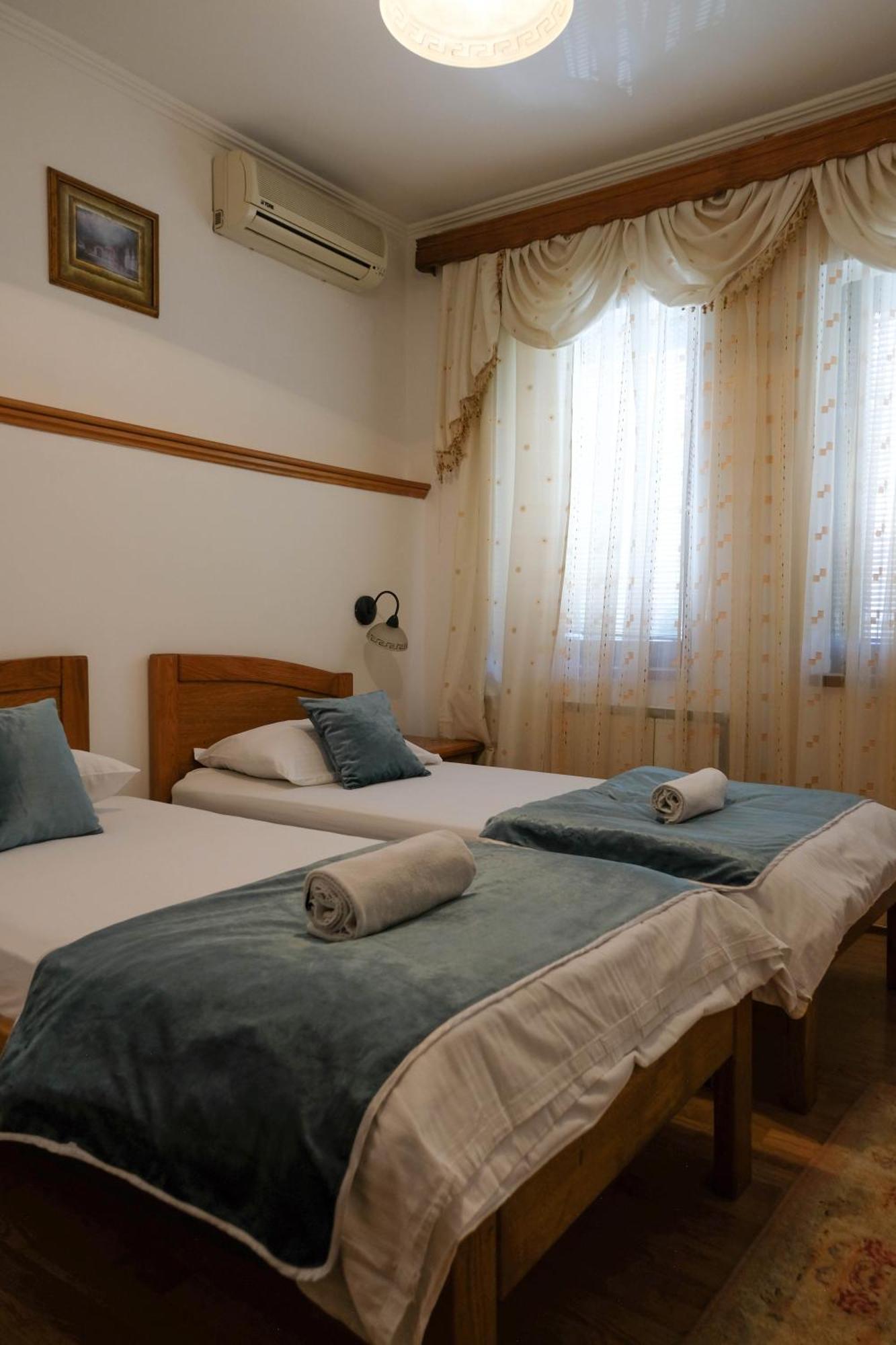 サラエヴォ ベッド＆ブレックファースト ビエクニカ Bed & Breakfast エクステリア 写真